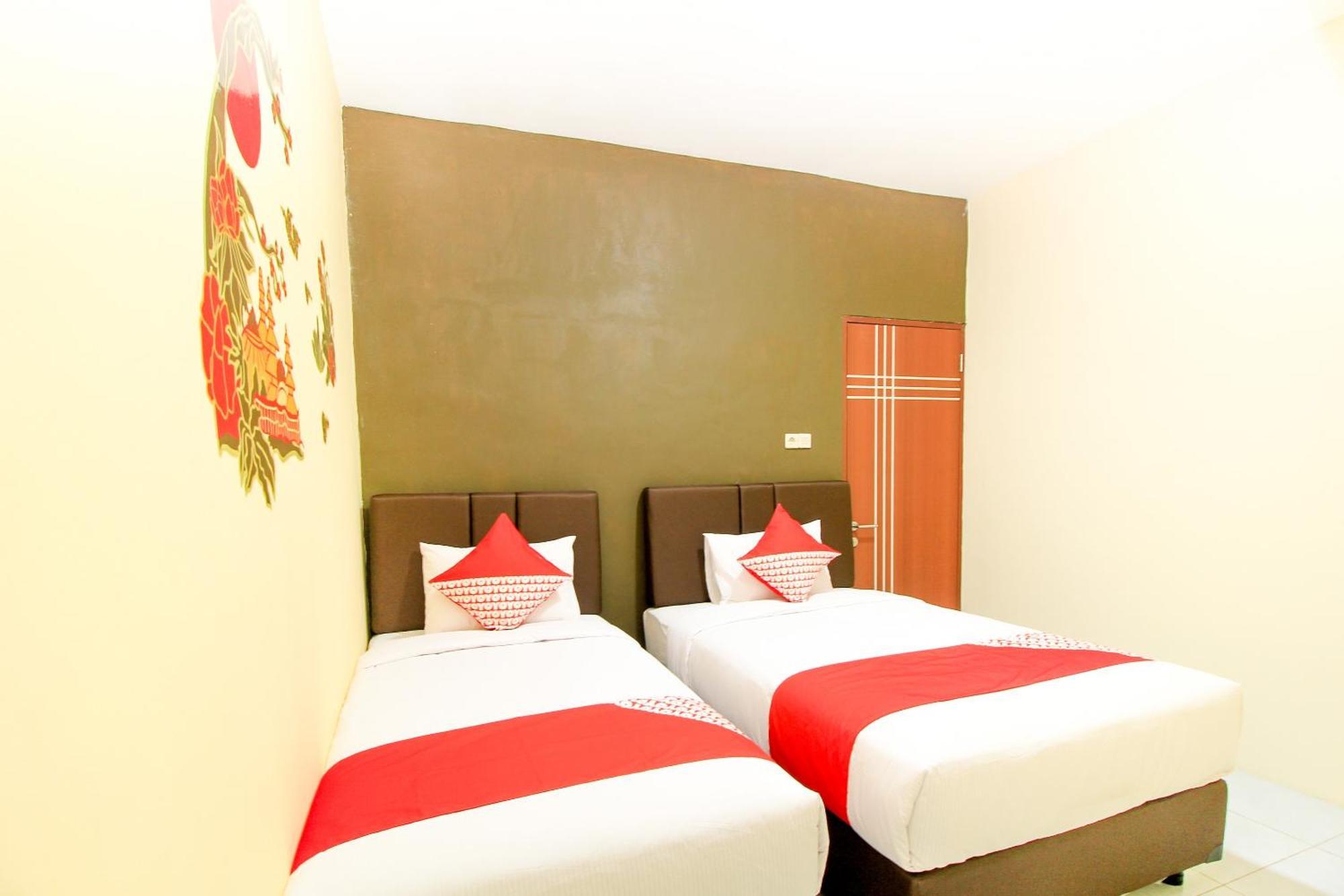Super Oyo Capital O 217 A1 Hotel Sorabaya Extérieur photo