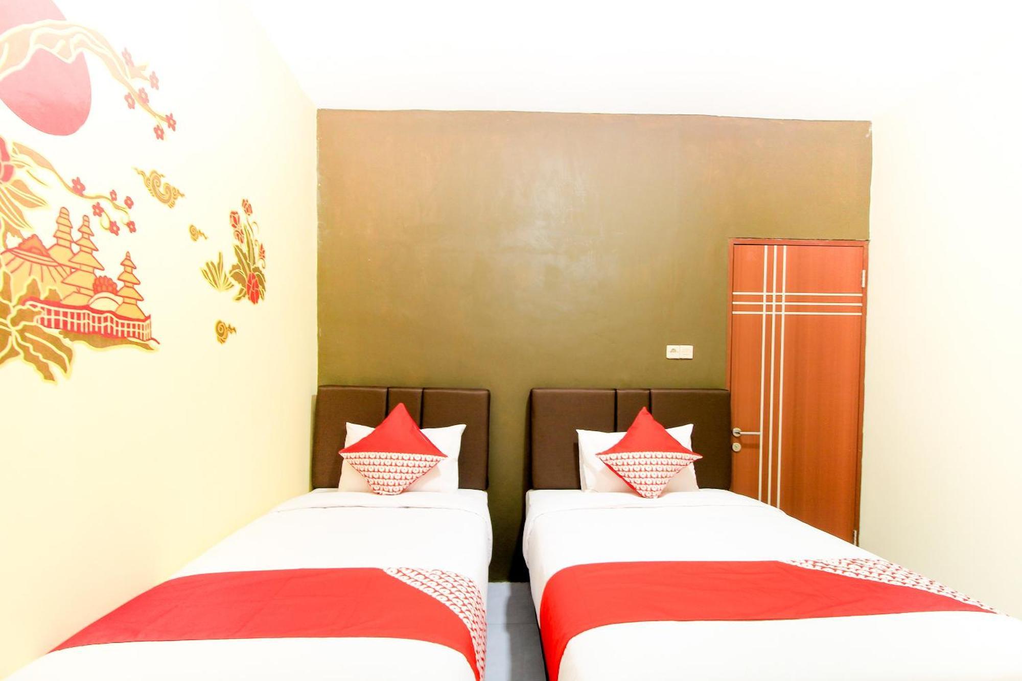 Super Oyo Capital O 217 A1 Hotel Sorabaya Extérieur photo