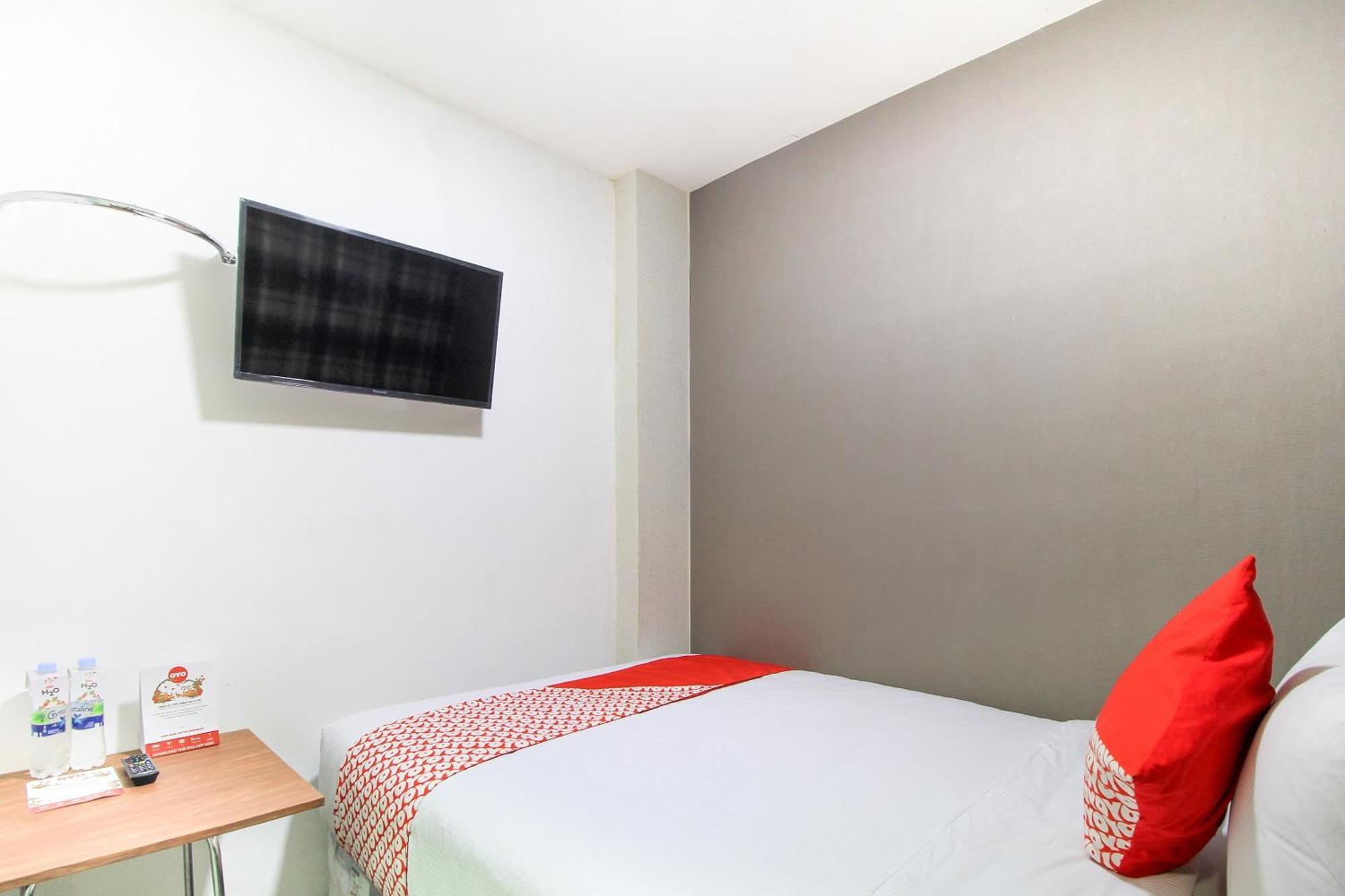 Super Oyo Capital O 217 A1 Hotel Sorabaya Extérieur photo