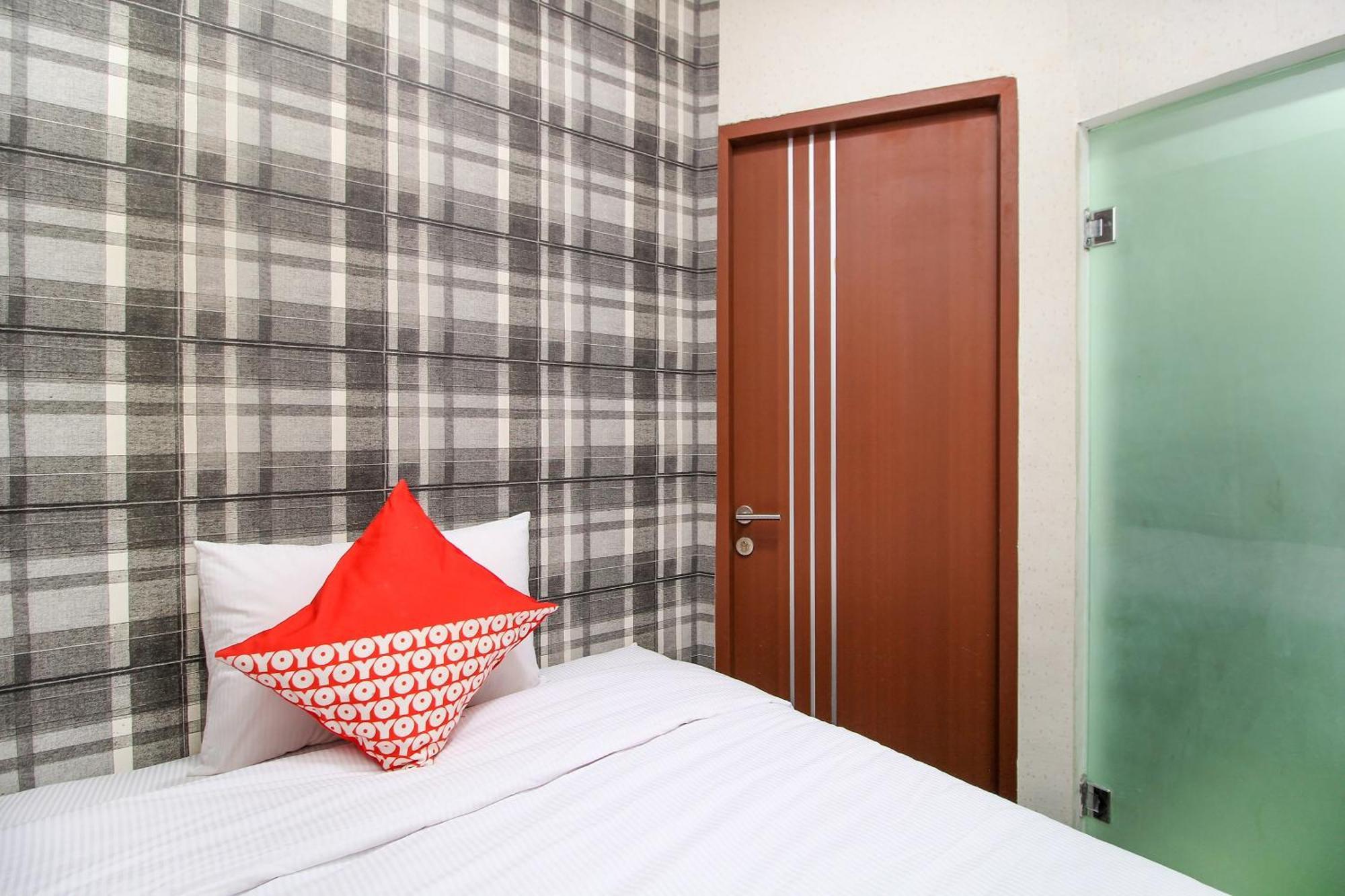 Super Oyo Capital O 217 A1 Hotel Sorabaya Extérieur photo