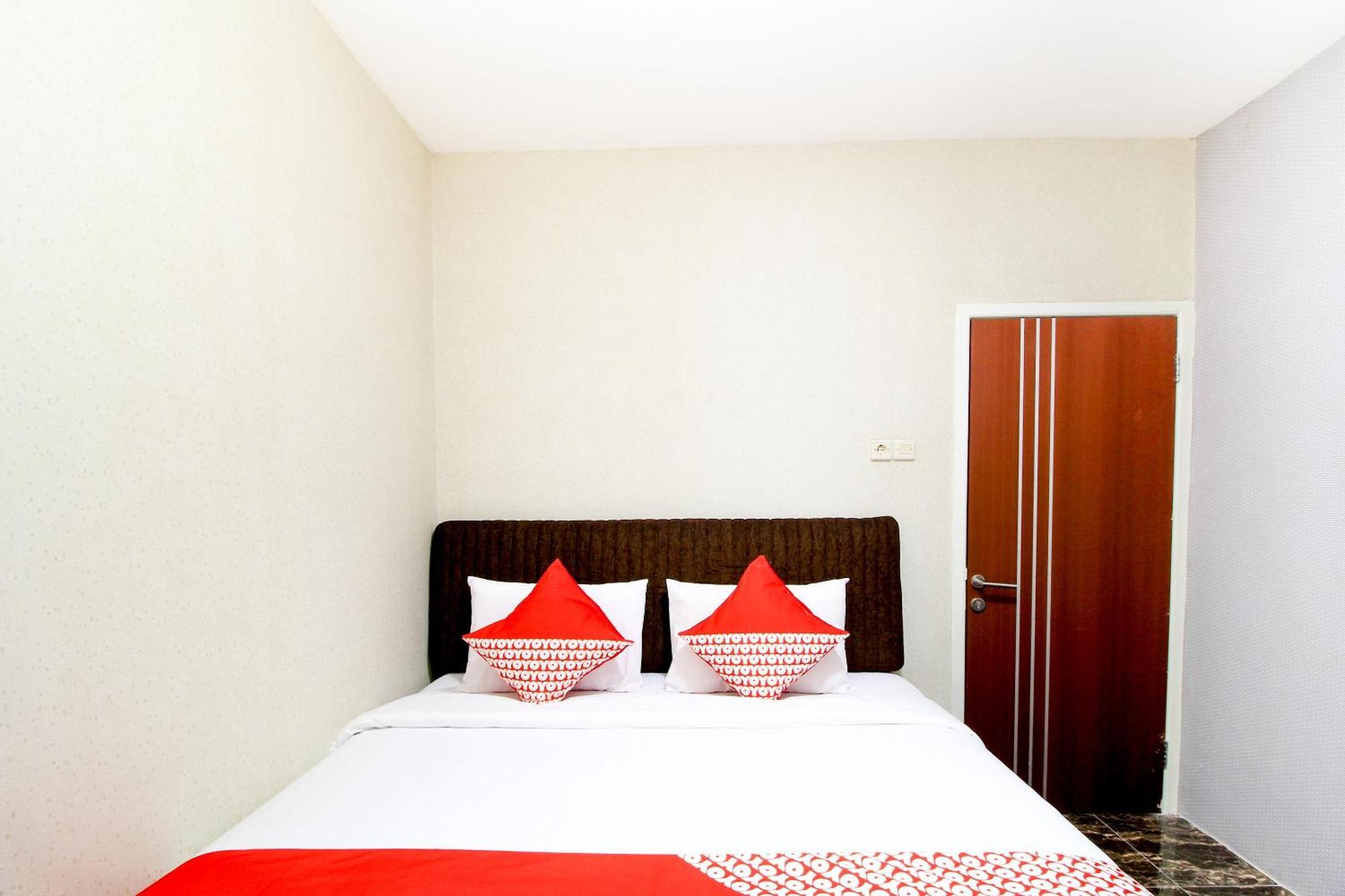 Super Oyo Capital O 217 A1 Hotel Sorabaya Extérieur photo